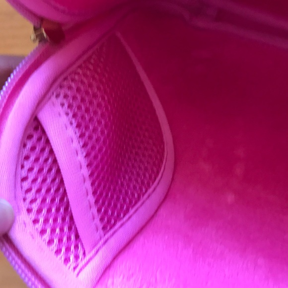 Lilly Pulitzer tech pouch - Picture 4 of 6